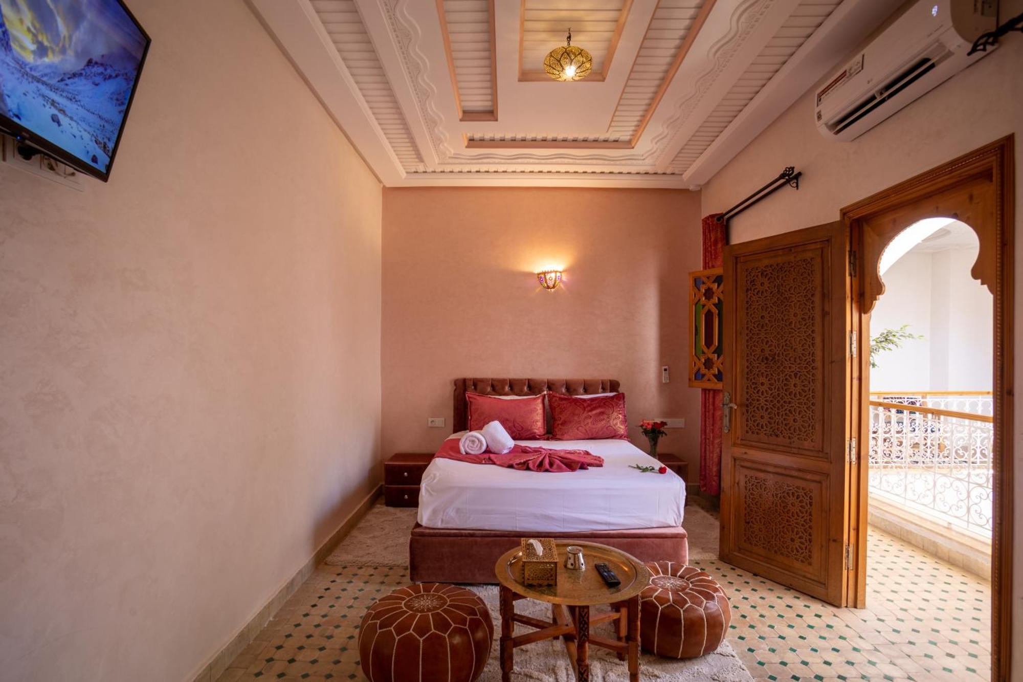 Riad Petite Rose มาร์ราเกช ภายนอก รูปภาพ